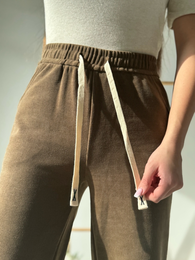 Спортен панталон от джинсов плат