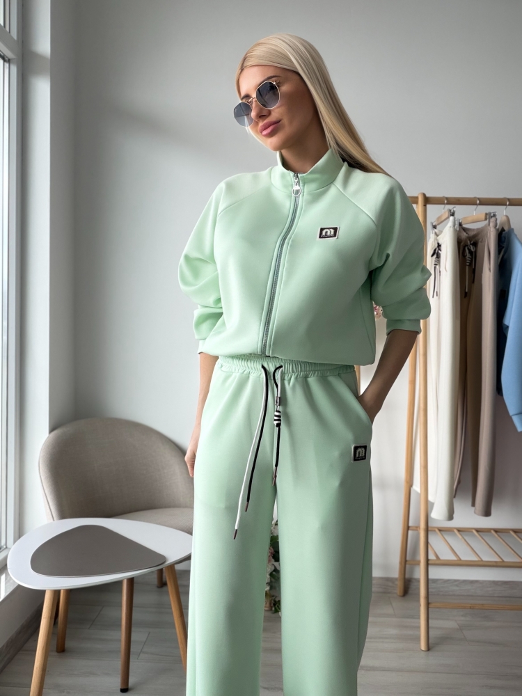 Ментов спортен комплект 