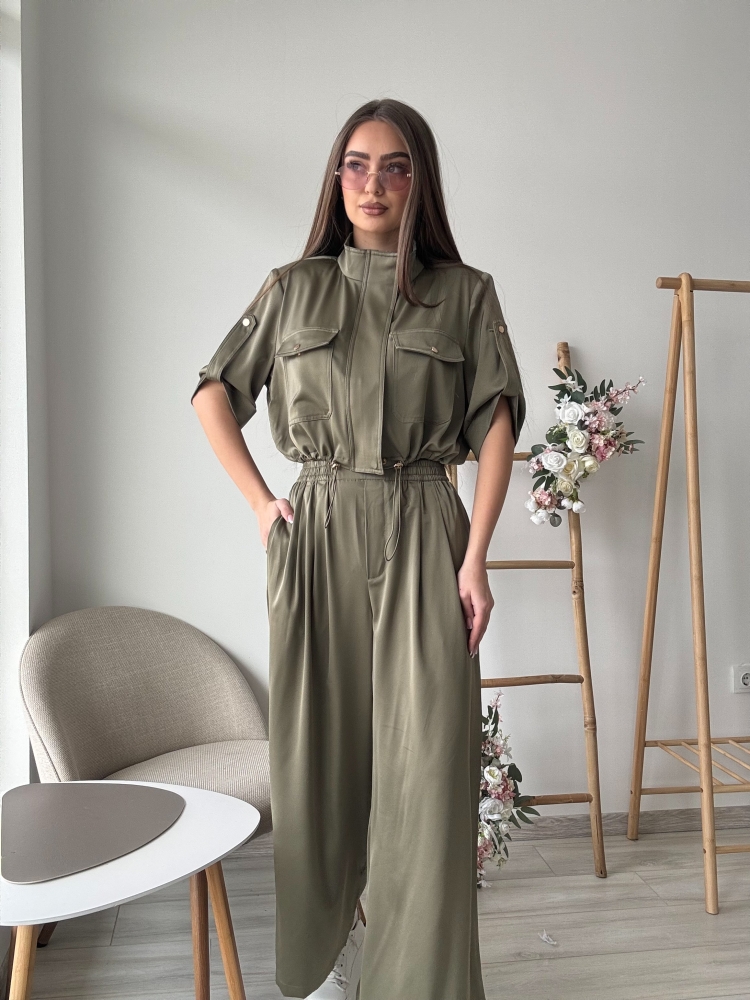 Зелен сатенен комплект