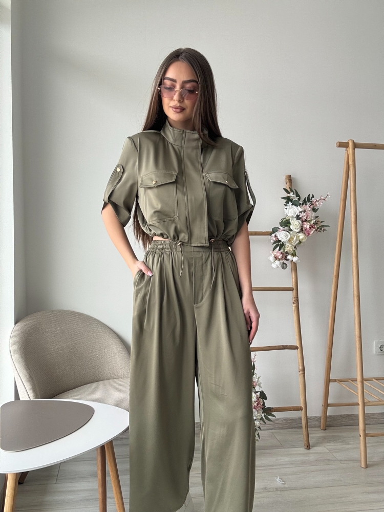 Зелен сатенен комплект