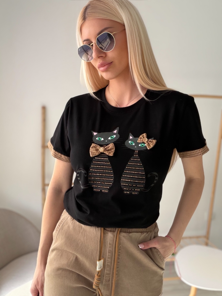 Черна тениска с котки