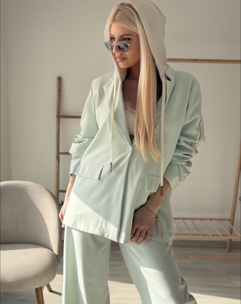 Ментов комлект с качулка