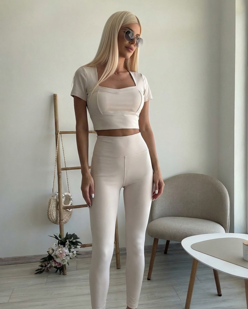 Комплект топ и клин в екрю