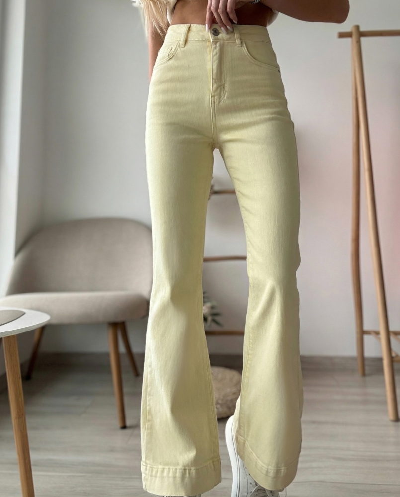 Жълти дънки чарлстон