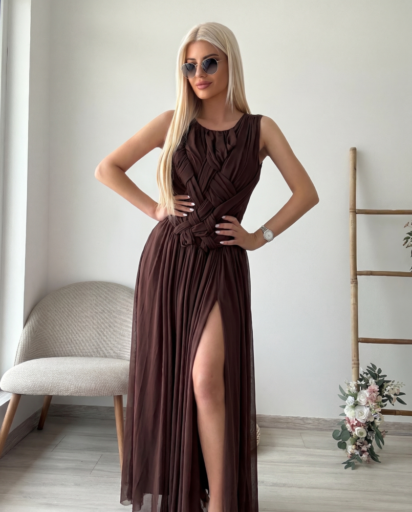 Кафява рокля възел